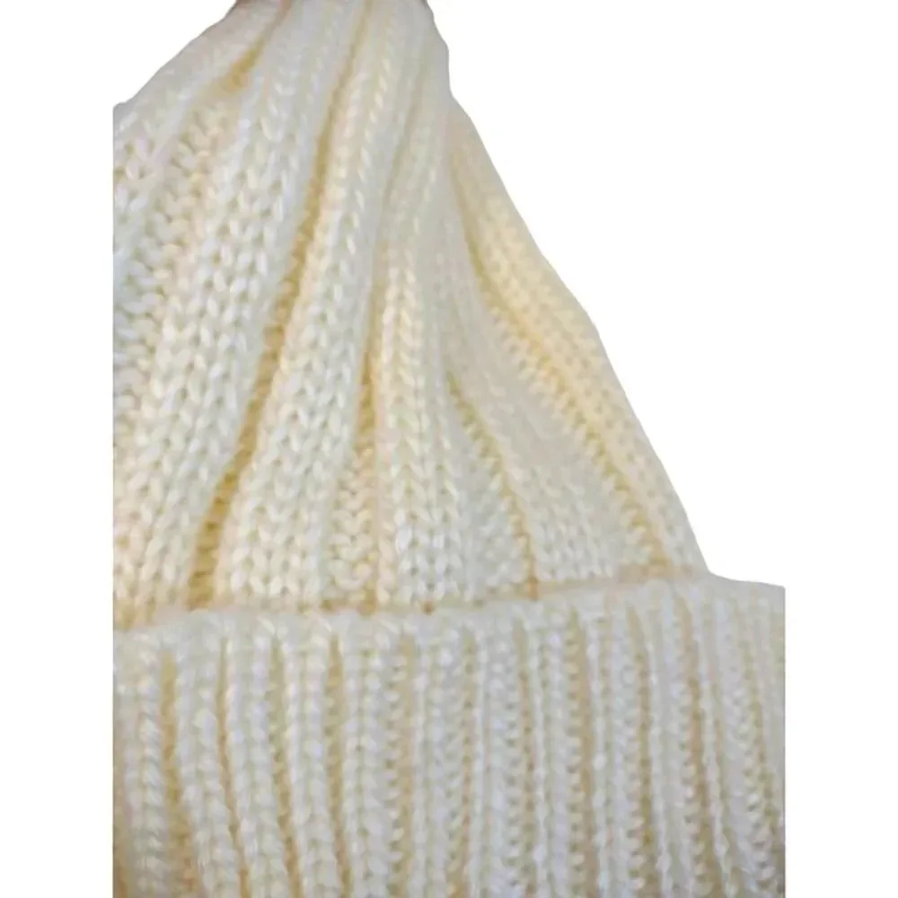 Stocking hat Pom Pom Beanie cream and tan BCBGeneration